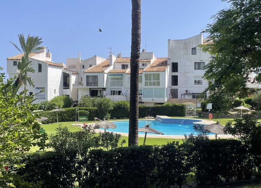 Resale - Apartment - Penthouse Duplex - Estepona - Estepona Centro