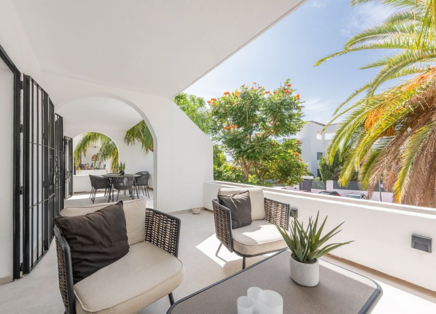 Resale - Apartment - Penthouse - Marbella - Nueva Andalucia