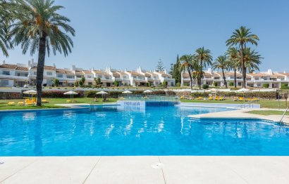 Resale - Apartment - Penthouse - Marbella - Nueva Andalucia