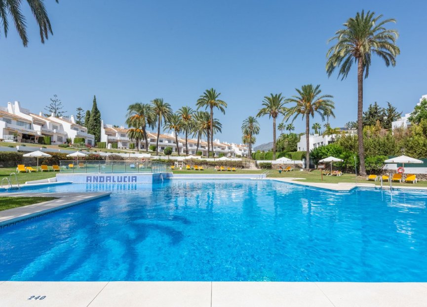 Resale - Apartment - Penthouse - Marbella - Nueva Andalucia