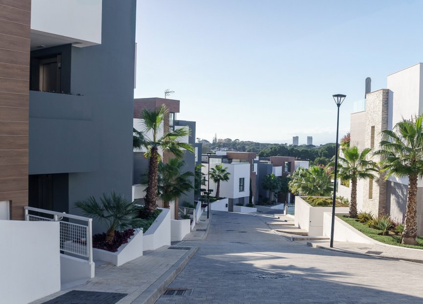 Resale - Apartment - Penthouse - Marbella - Artola