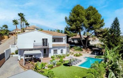 Resale - House - Detached Villa - Marbella - Elviria