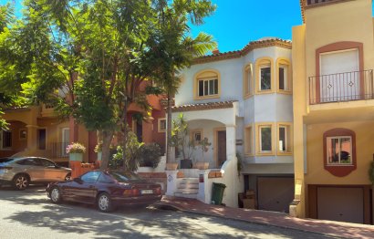 Reventa - House - Townhouse - Marbella - Nueva Andalucia