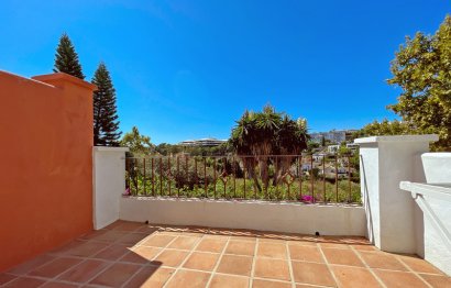 Reventa - House - Townhouse - Marbella - Nueva Andalucia