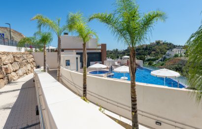 Resale - Apartment - Penthouse - Benahavís - La Quinta