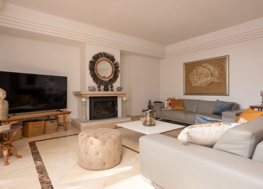 Resale - Apartment - Penthouse - Marbella - Nueva Andalucia