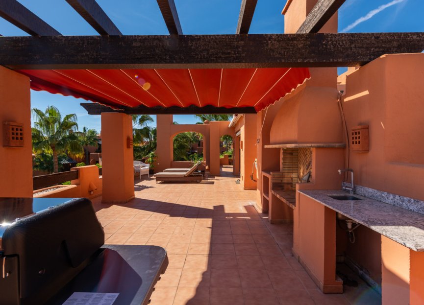 Resale - Apartment - Penthouse - Marbella - Nueva Andalucia