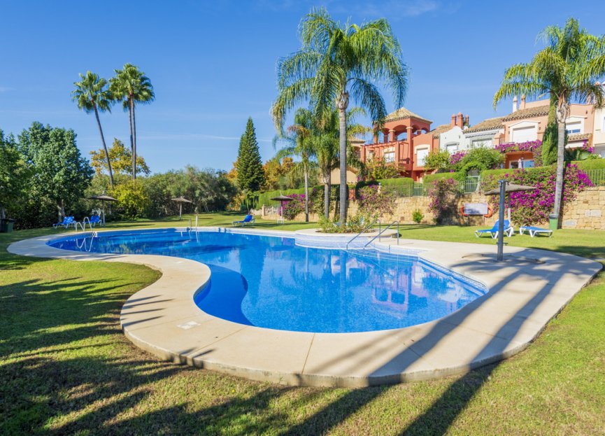 Resale - House - Townhouse - Marbella - Nueva Andalucia