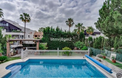 Resale - House - Detached Villa - Marbella - Artola