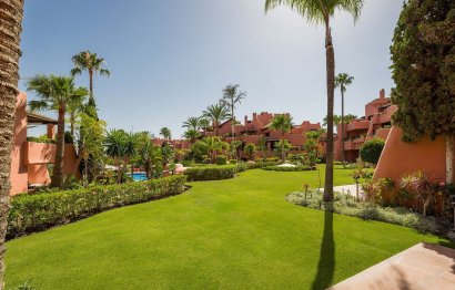 Resale - Apartment - Ground Floor Apartment - Estepona - New Golden Mile