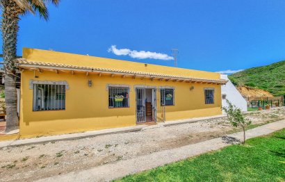 Resale - House - Finca - Cortijo - Casares - Casares Centro