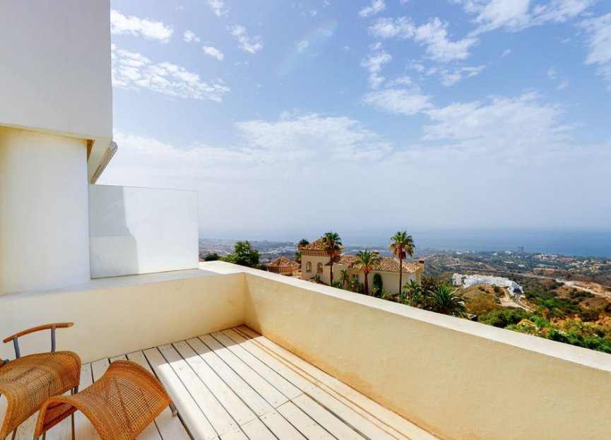 Resale - Apartment - Penthouse Duplex - Marbella - Altos de los Monteros