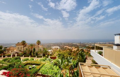 Resale - Apartment - Penthouse Duplex - Marbella - Altos de los Monteros