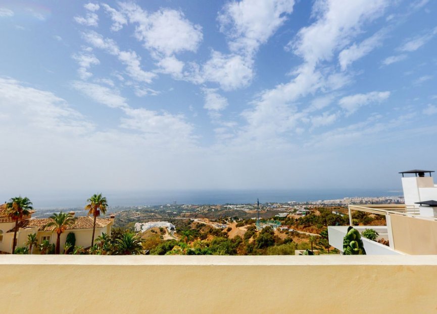 Resale - Apartment - Penthouse Duplex - Marbella - Altos de los Monteros