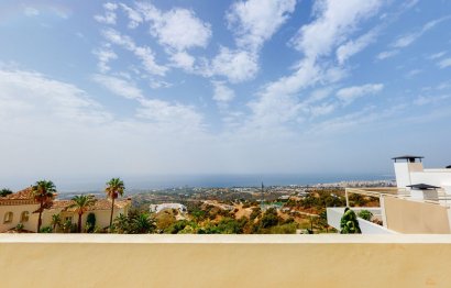 Resale - Apartment - Penthouse Duplex - Marbella - Altos de los Monteros