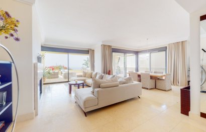 Resale - Apartment - Penthouse Duplex - Marbella - Altos de los Monteros