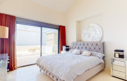 Resale - Apartment - Penthouse Duplex - Marbella - Altos de los Monteros