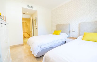 Resale - Apartment - Middle Floor Apartment - Marbella - Marbella Centro