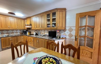 Resale - House - Townhouse - Estepona - Estepona Centro