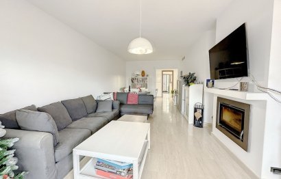 Resale - Apartment - Penthouse Duplex - Estepona - Estepona Centro