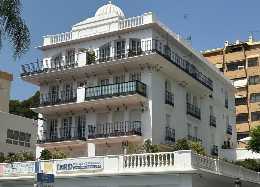 Resale - Apartment - Middle Floor Apartment - Marbella