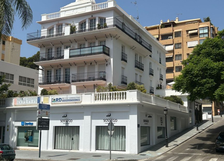 Resale - Apartment - Middle Floor Apartment - Marbella