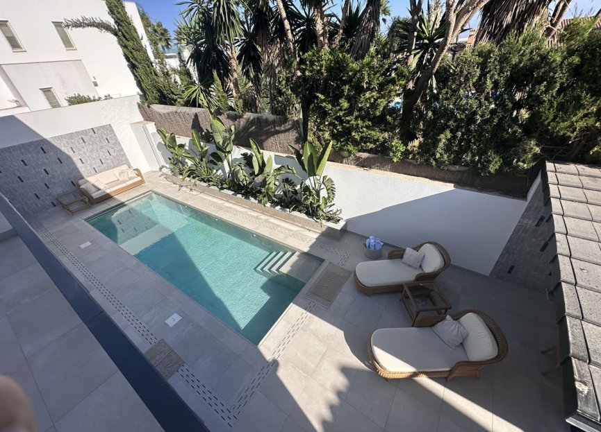 Resale - House - Detached Villa - Marbella - Puerto Banús