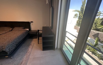 Resale - House - Detached Villa - Marbella - Puerto Banús