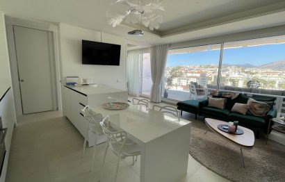 Resale - Apartment - Top Floor Apartment - Estepona - Estepona Centro