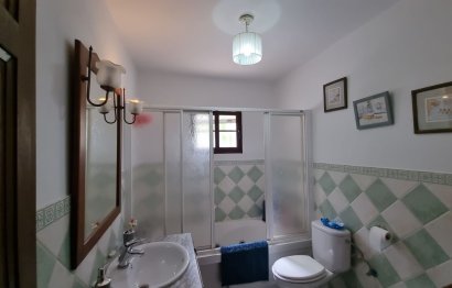 Resale - House - Finca - Cortijo - Casares - Casares Centro