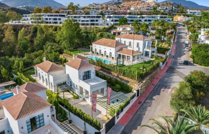 Reventa - House - Detached Villa - Marbella - Nueva Andalucia