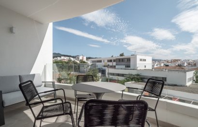 Resale - Apartment - Middle Floor Apartment - Estepona - Estepona Centro