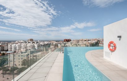 Resale - Apartment - Middle Floor Apartment - Estepona - Estepona Centro