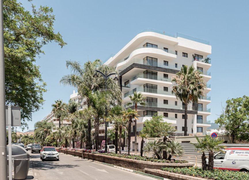 Resale - Apartment - Middle Floor Apartment - Estepona - Estepona Centro