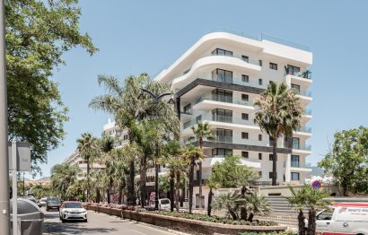 Resale - Apartment - Middle Floor Apartment - Estepona - Estepona Centro