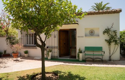 Reventa - House - Semi-Detached House - Estepona - Estepona Centro