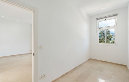 Resale - Apartment - Middle Floor Apartment - Benahavís - La Quinta