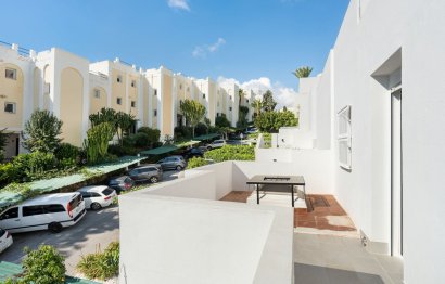 Resale - Apartment - Middle Floor Apartment - Benahavís - La Quinta