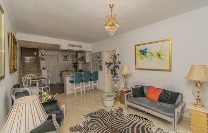 Resale - Apartment - Ground Floor Apartment - Marbella - Nueva Andalucia