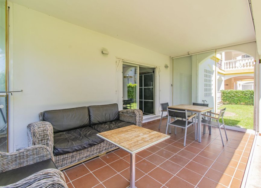 Resale - Apartment - Ground Floor Apartment - Marbella - Nueva Andalucia