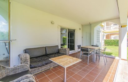 Resale - Apartment - Ground Floor Apartment - Marbella - Nueva Andalucia