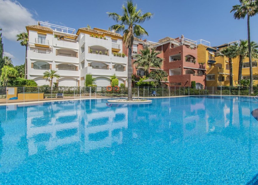 Resale - Apartment - Middle Floor Apartment - Marbella - The Golden Mile