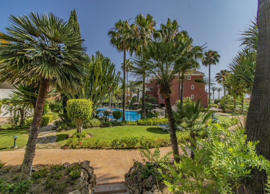 Resale - Apartment - Middle Floor Apartment - Marbella - The Golden Mile