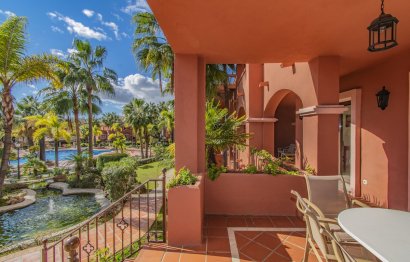 Resale - Apartment - Ground Floor Apartment - Marbella - Puerto Banús