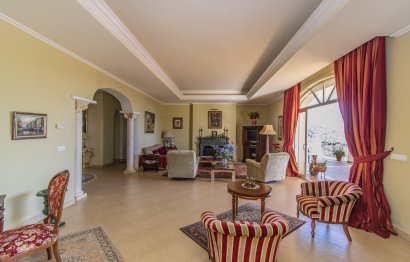 Reventa - House - Detached Villa - Estepona - Estepona Centro