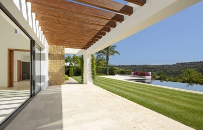 Obra nueva - Villa - Casares - Pedregales