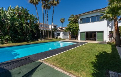 Reventa - House - Detached Villa - Estepona - Costalita