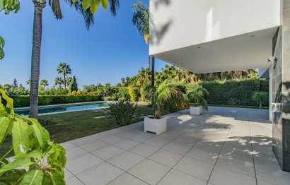 Resale - House - Detached Villa - Marbella - Nagüeles