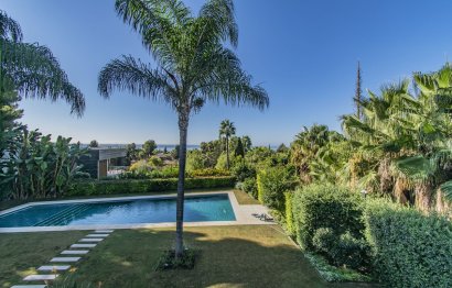 Resale - House - Detached Villa - Marbella - Nagüeles