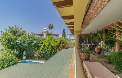 Reventa - House - Detached Villa - Marbella - Nagüeles